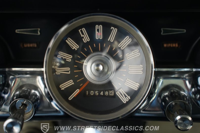 Ford-Thunderbird-1962-Corinthian-White-Black-44