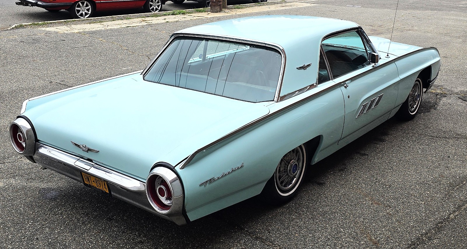 Ford-Thunderbird-1963-Coupe-11