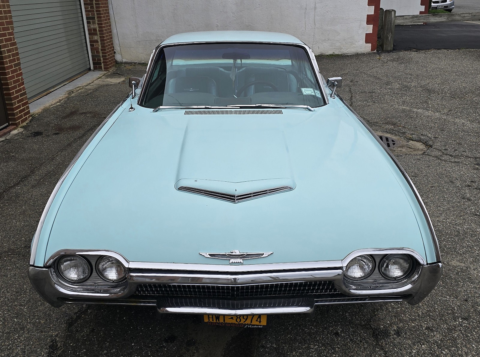 Ford-Thunderbird-1963-Coupe-2