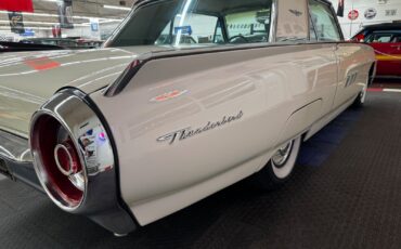 Ford-Thunderbird-1963-Coupe-29