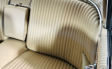 Ford-Thunderbird-1965-Coupe-12