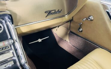 Ford-Thunderbird-1965-Coupe-15