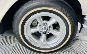 Ford-Thunderbird-1965-Coupe-2