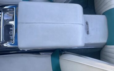 Ford-Thunderbird-1965-Frost-Turguiose-White-9