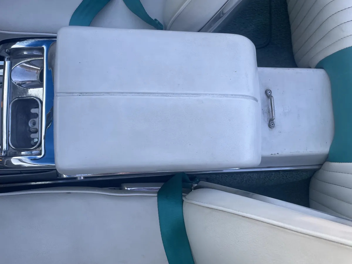 Ford-Thunderbird-1965-Frost-Turguiose-White-9