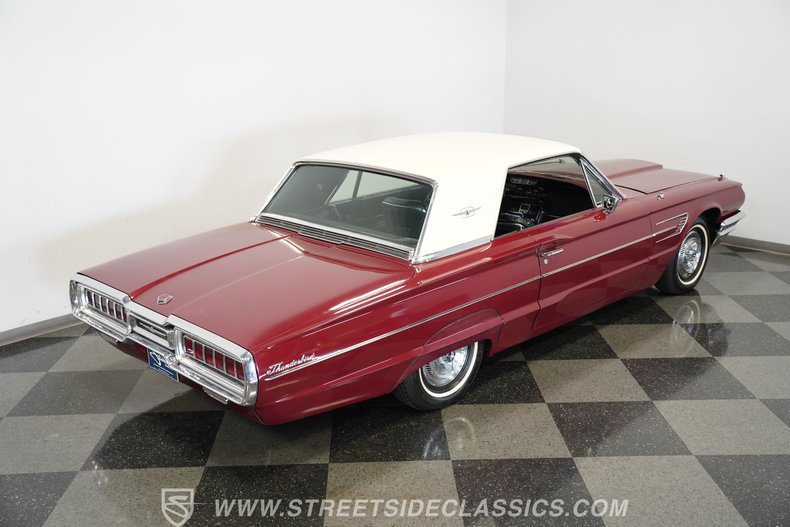 Ford-Thunderbird-1965-Maroon-Black-10