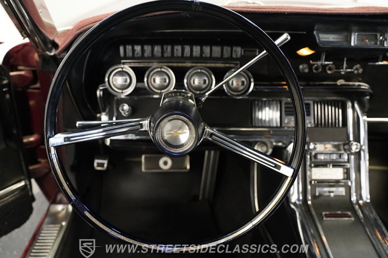Ford-Thunderbird-1965-Maroon-Black-14