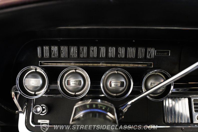 Ford-Thunderbird-1965-Maroon-Black-15