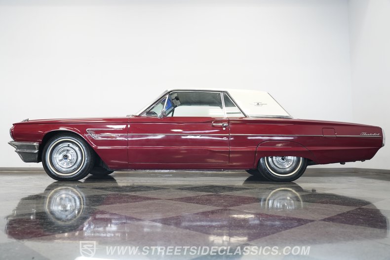 Ford-Thunderbird-1965-Maroon-Black-19