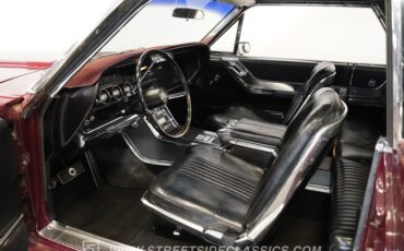 Ford-Thunderbird-1965-Maroon-Black-2