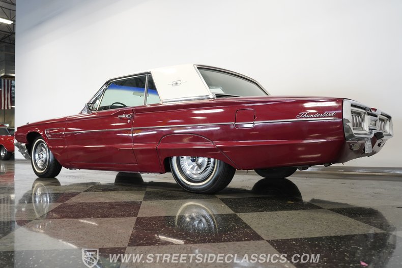 Ford-Thunderbird-1965-Maroon-Black-20