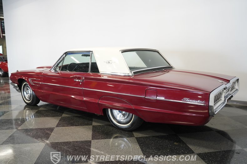 Ford-Thunderbird-1965-Maroon-Black-21