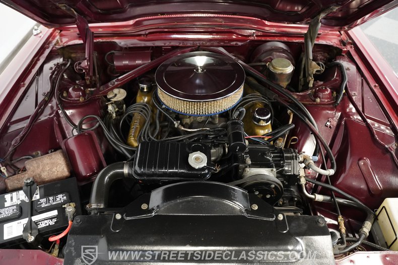 Ford-Thunderbird-1965-Maroon-Black-3