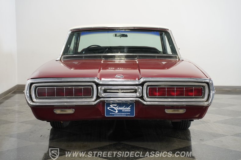 Ford-Thunderbird-1965-Maroon-Black-33