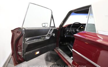 Ford-Thunderbird-1965-Maroon-Black-42