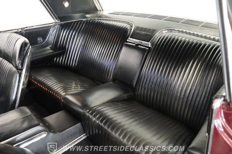 Ford-Thunderbird-1965-Maroon-Black-48