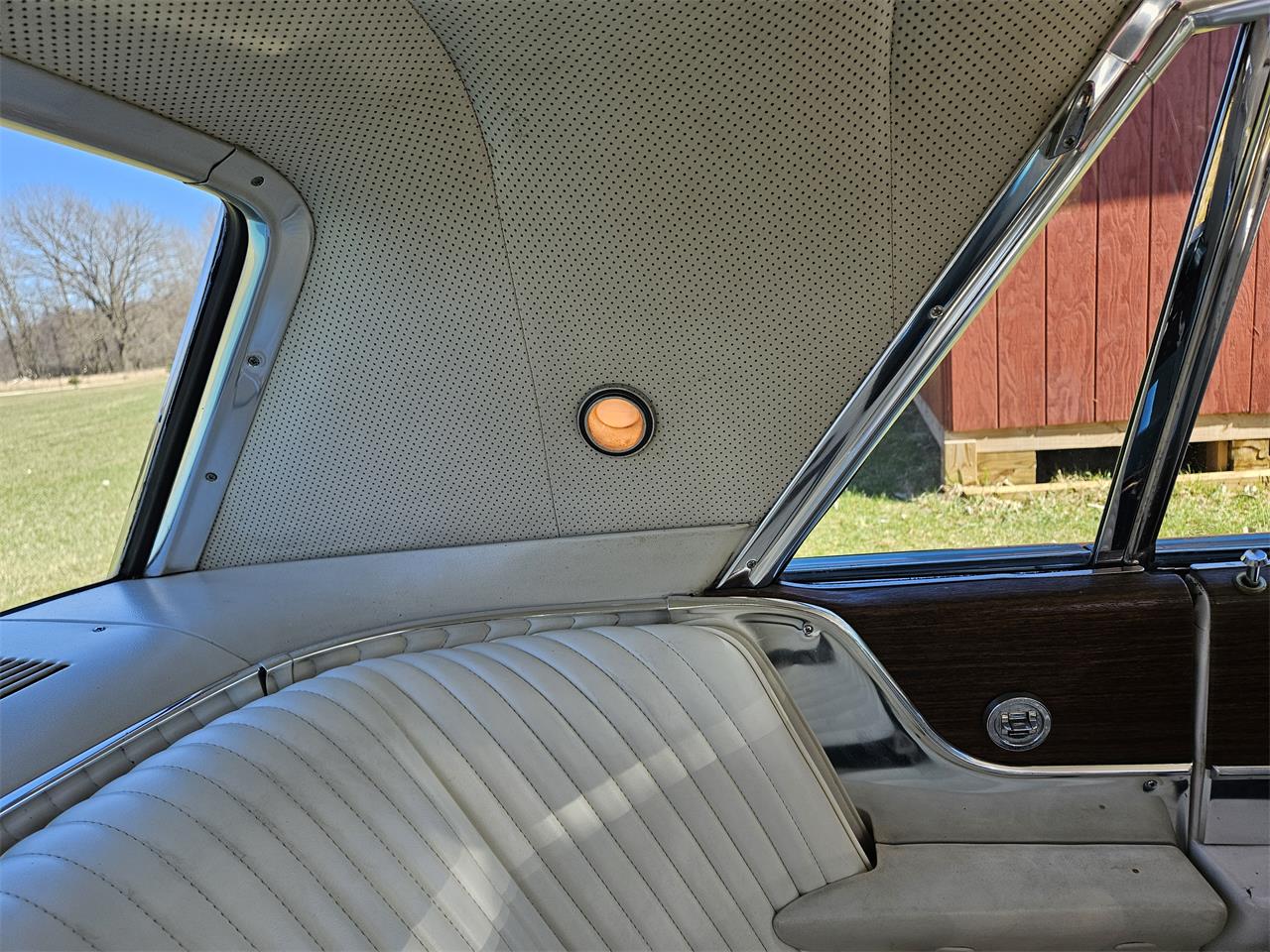 Ford-Thunderbird-1965-Patrician-Green-White-Leather-17