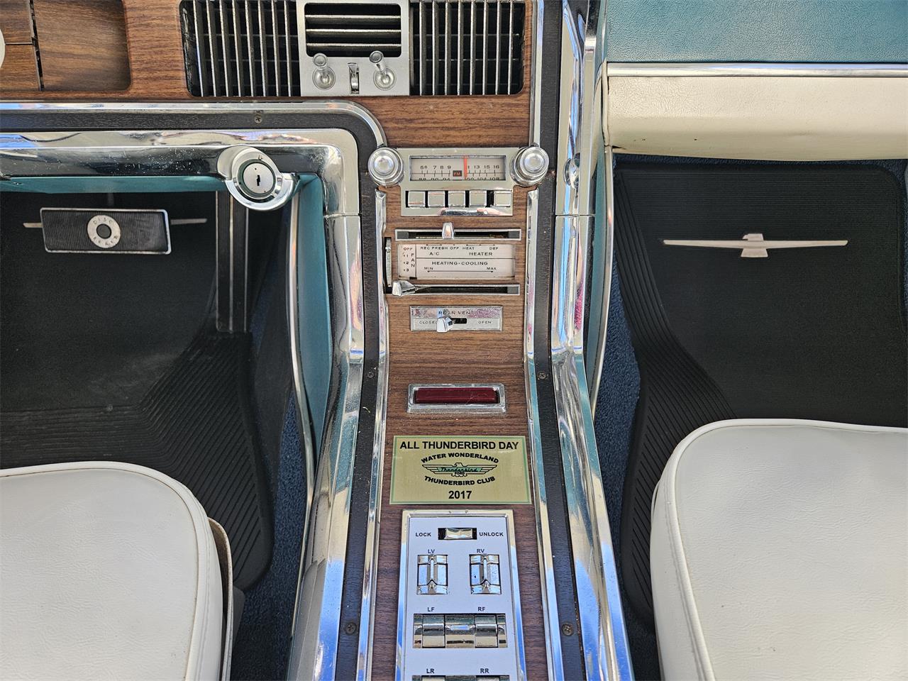 Ford-Thunderbird-1965-Patrician-Green-White-Leather-24