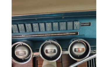 Ford-Thunderbird-1965-Patrician-Green-White-Leather-31