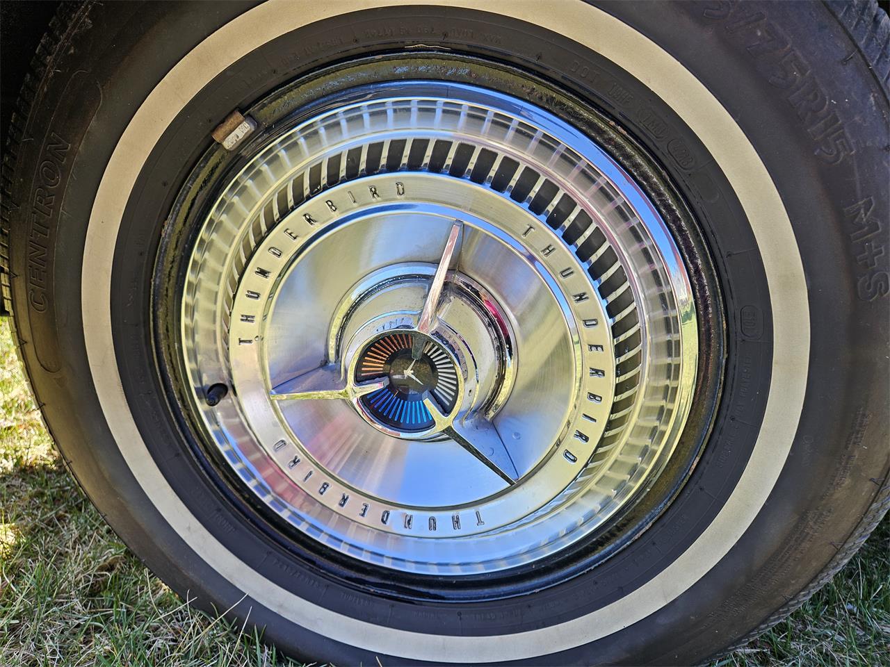 Ford-Thunderbird-1965-Patrician-Green-White-Leather-33