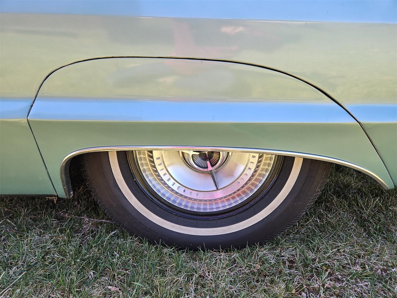 Ford-Thunderbird-1965-Patrician-Green-White-Leather-34