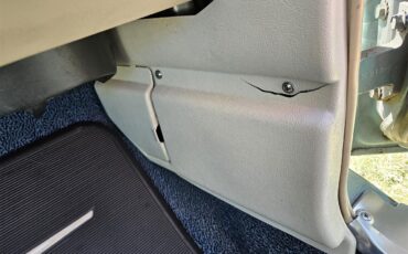 Ford-Thunderbird-1965-Patrician-Green-White-Leather-68