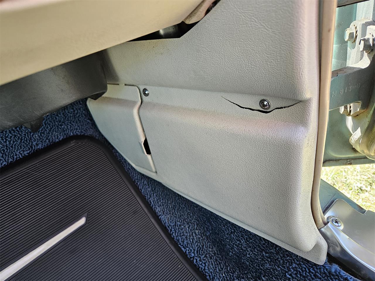 Ford-Thunderbird-1965-Patrician-Green-White-Leather-68