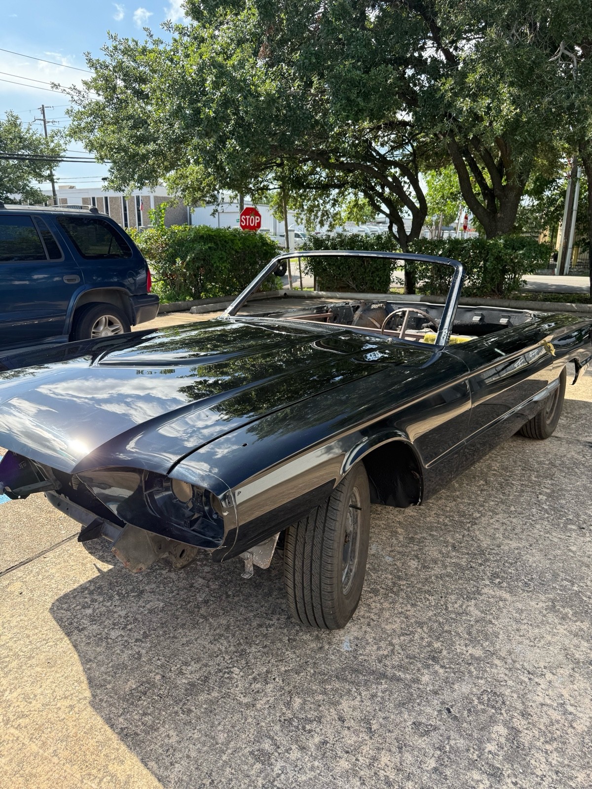 Ford-Thunderbird-1966-Convertible-11