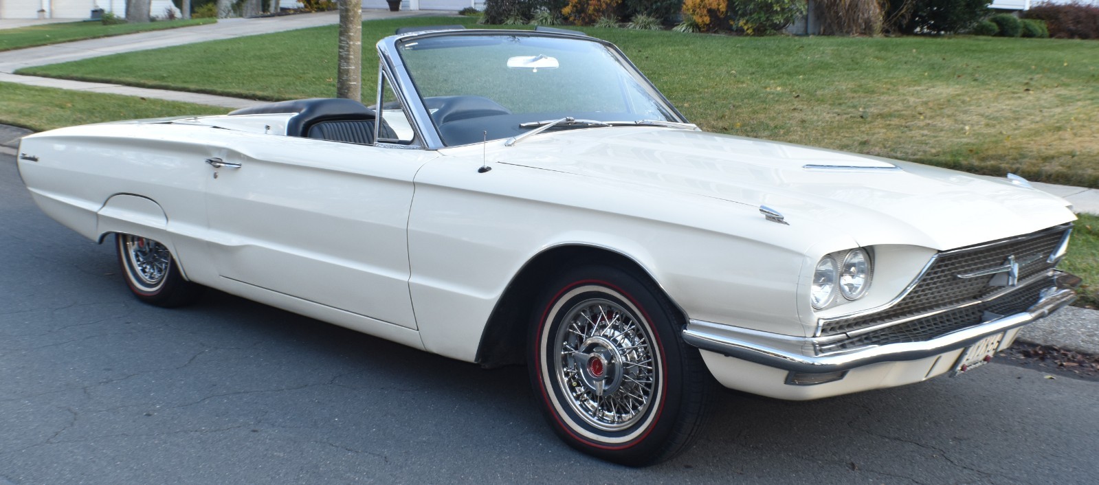 Ford-Thunderbird-1966-Convertible