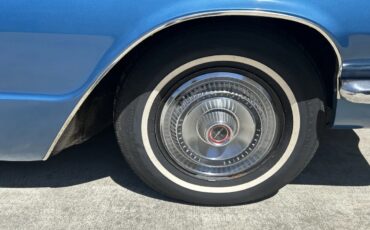 Ford-Thunderbird-1966-Electric-Blue-Blue-1