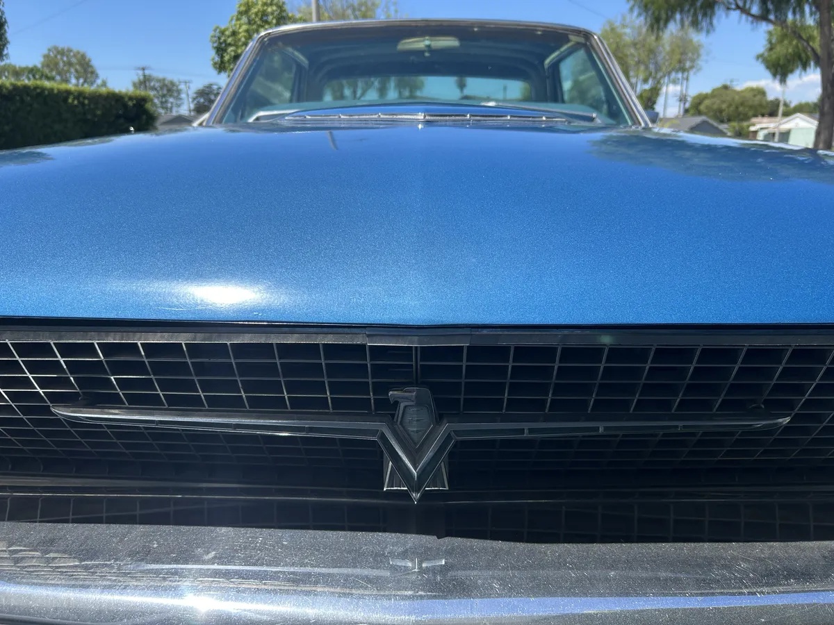 Ford-Thunderbird-1966-Electric-Blue-Blue-19