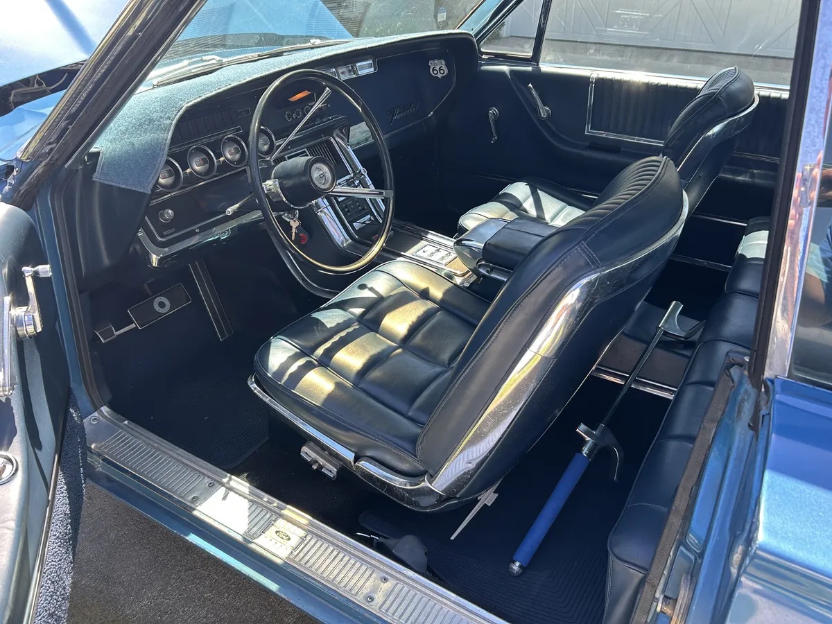 Ford-Thunderbird-1966-Electric-Blue-Blue-8