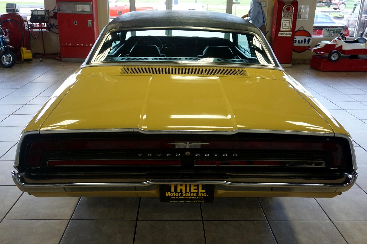 Ford-Thunderbird-1971-Classic-Car-11