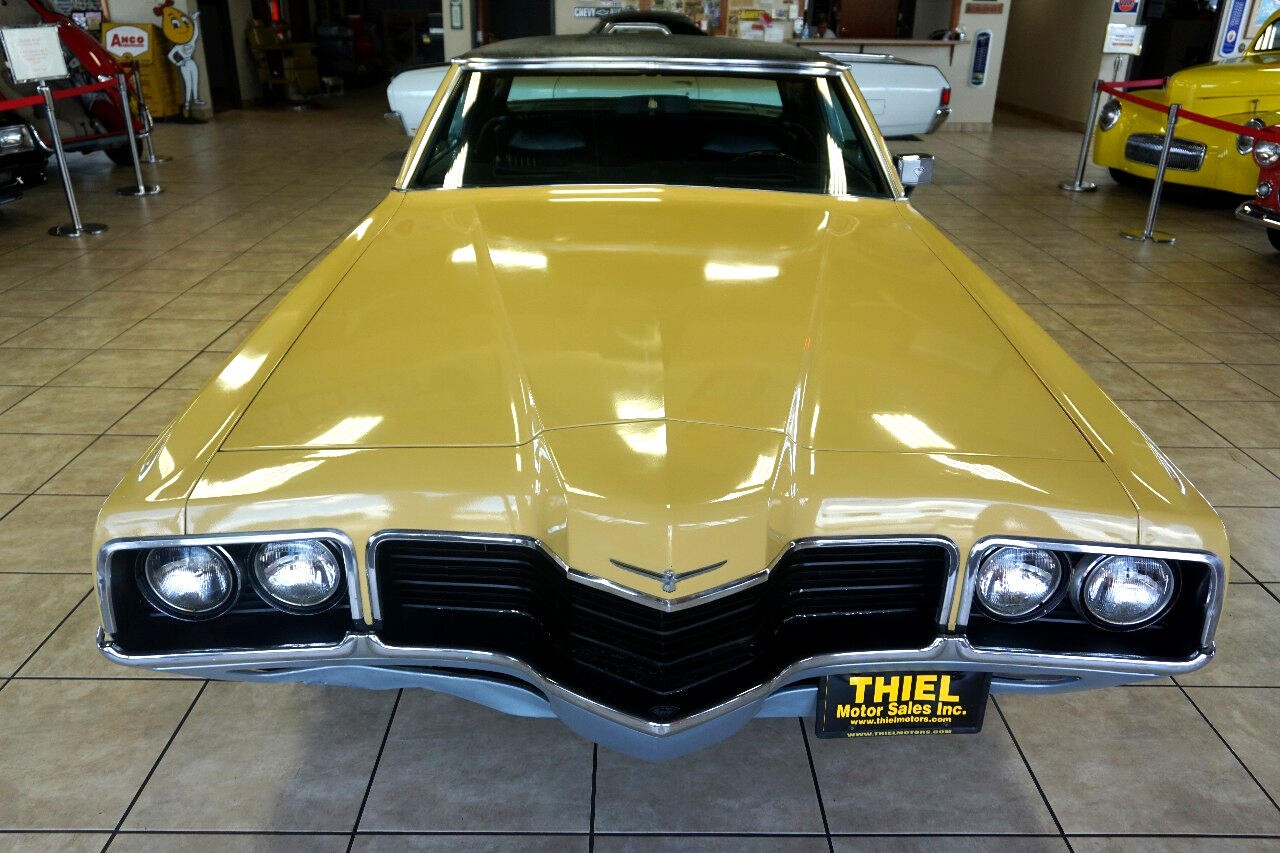 Ford-Thunderbird-1971-Classic-Car-14