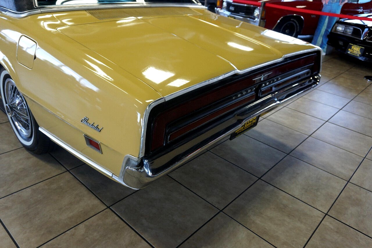 Ford-Thunderbird-1971-Classic-Car-20