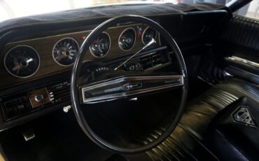 Ford-Thunderbird-1971-Classic-Car-27