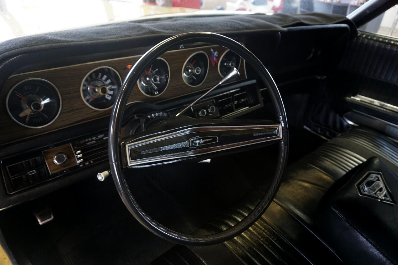 Ford-Thunderbird-1971-Classic-Car-27