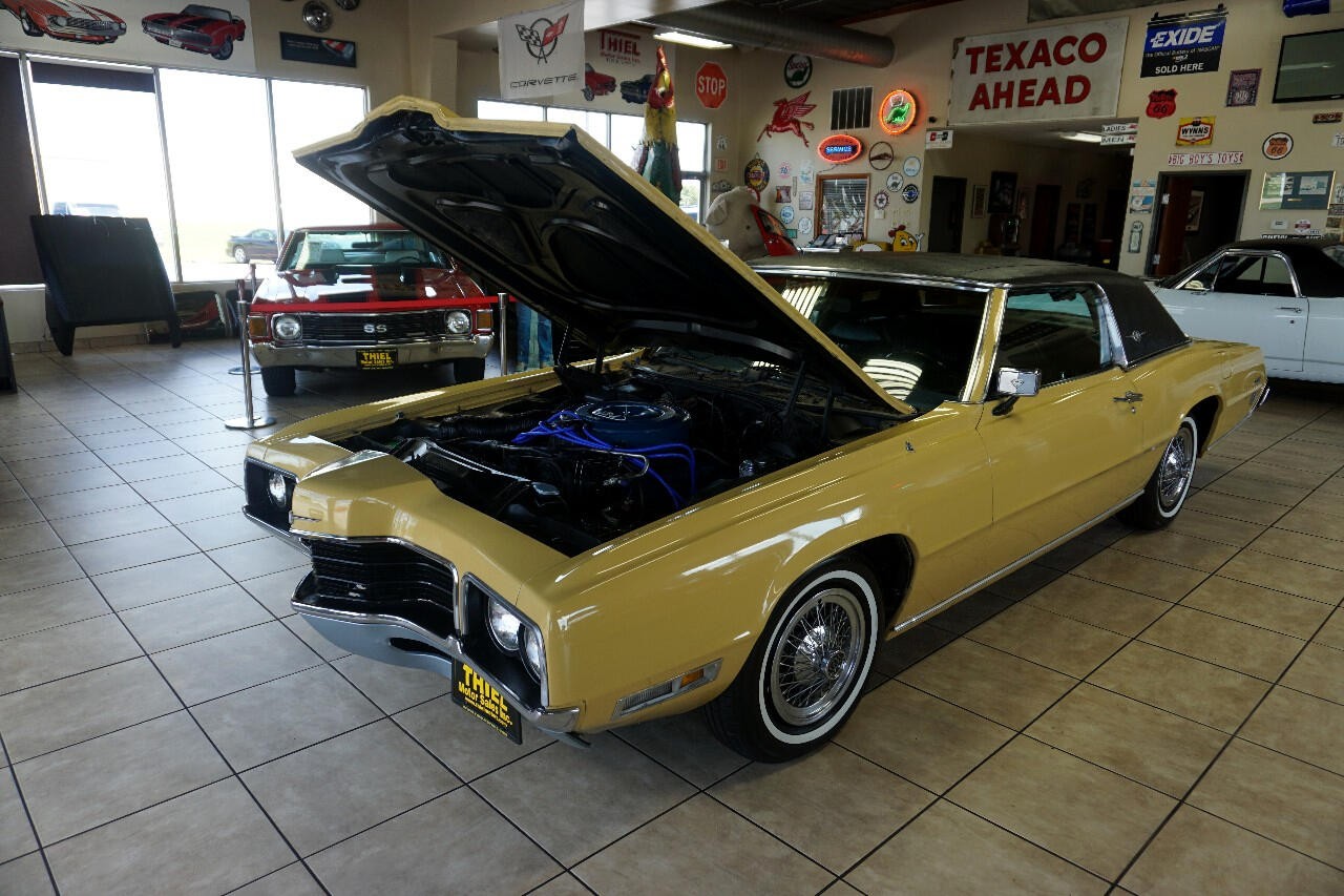 Ford-Thunderbird-1971-Classic-Car-33