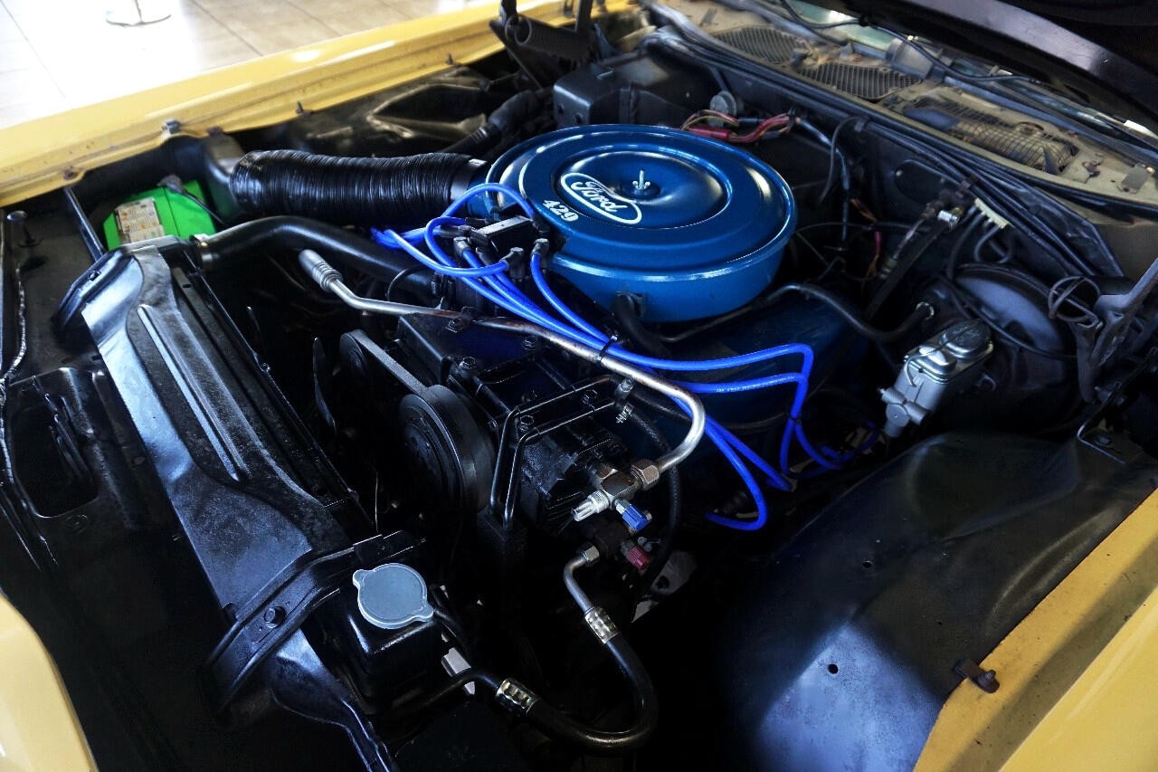 Ford-Thunderbird-1971-Classic-Car-34