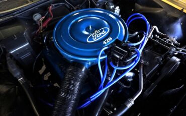 Ford-Thunderbird-1971-Classic-Car-35