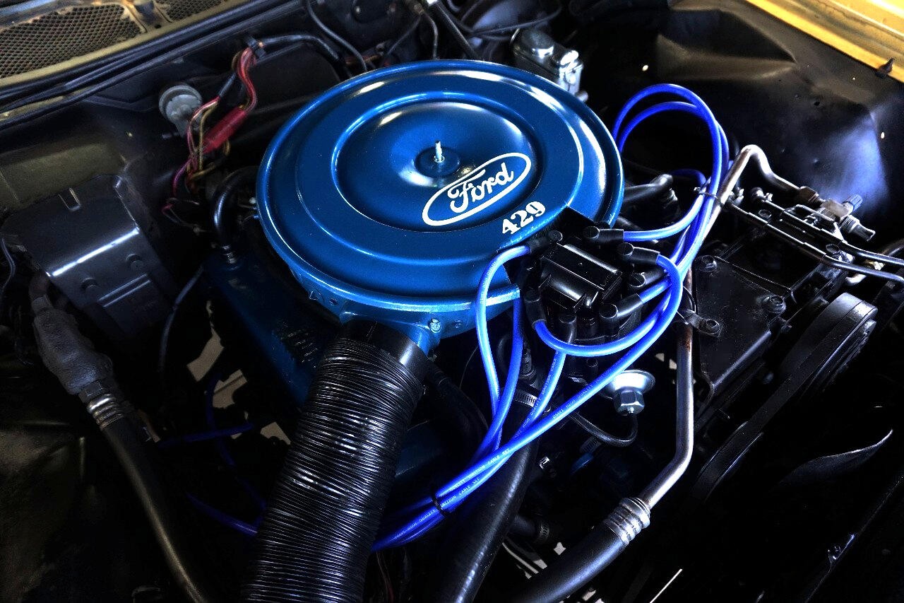 Ford-Thunderbird-1971-Classic-Car-35