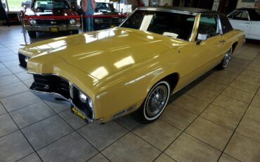 Ford-Thunderbird-1971-Classic-Car-8