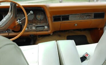 Ford-Thunderbird-1978-Coupe-16