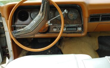 Ford-Thunderbird-1978-Coupe-17