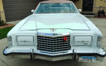 Ford-Thunderbird-1978-Coupe-3