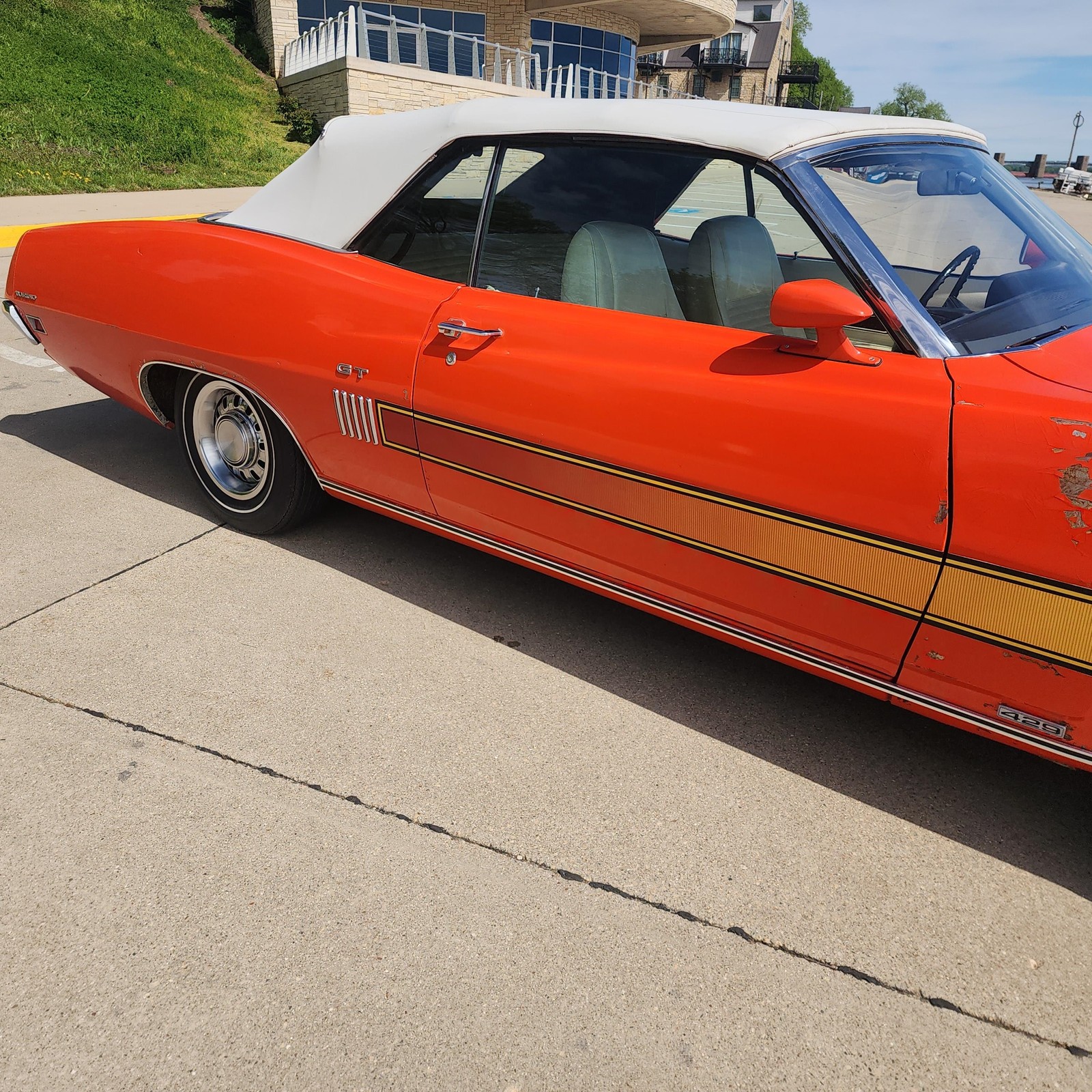 Ford-Torino-1970-Convertible-8