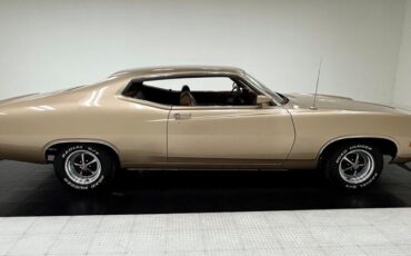 Ford-Torino-1970-Nugget-Gold-Metallic-Ginger-11