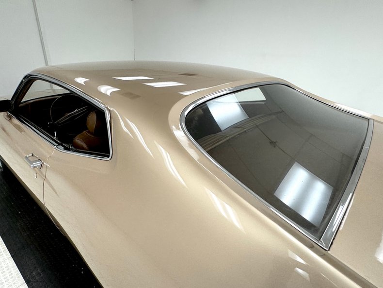 Ford-Torino-1970-Nugget-Gold-Metallic-Ginger-21