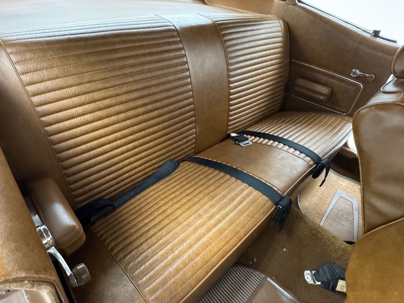 Ford-Torino-1970-Nugget-Gold-Metallic-Ginger-49