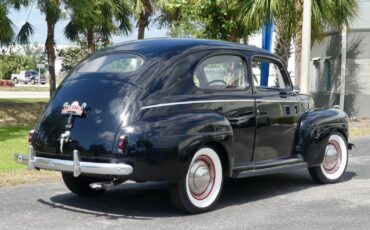 Ford-Tudor-1941-Sedan-19